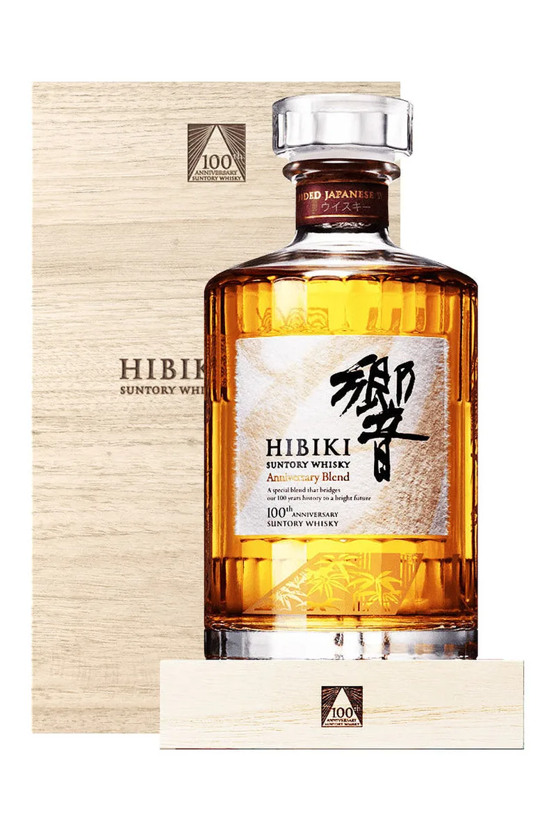 Hibiki 17 Year Old 100th Anniversary Blend Exclusive Blended Suntory Whisky bottle