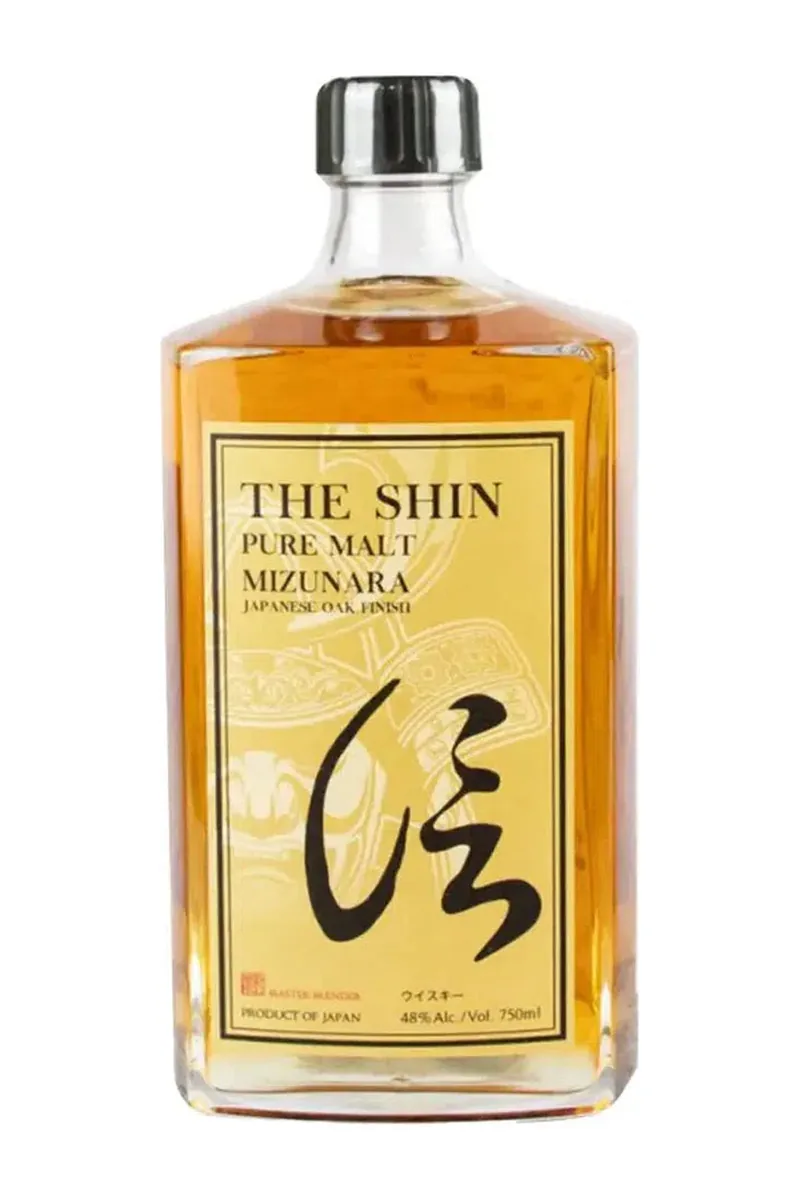 The Shin Mizunara Oak Finish Blended bottle